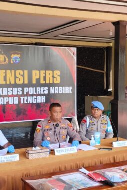 Nekat Jambret Ibu Rumah Tangga Demi Pesta Miras, Dua Pemuda di Nabire Diringkus Polisi