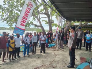 Dina Misiro Dorong Balap Motor Laut Nabire Go Professional.